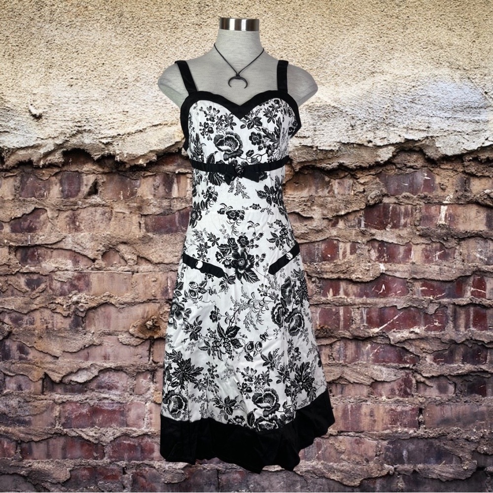 Voodoo Vixen 50s Retro Rockabilly Floral Swing Dress XL